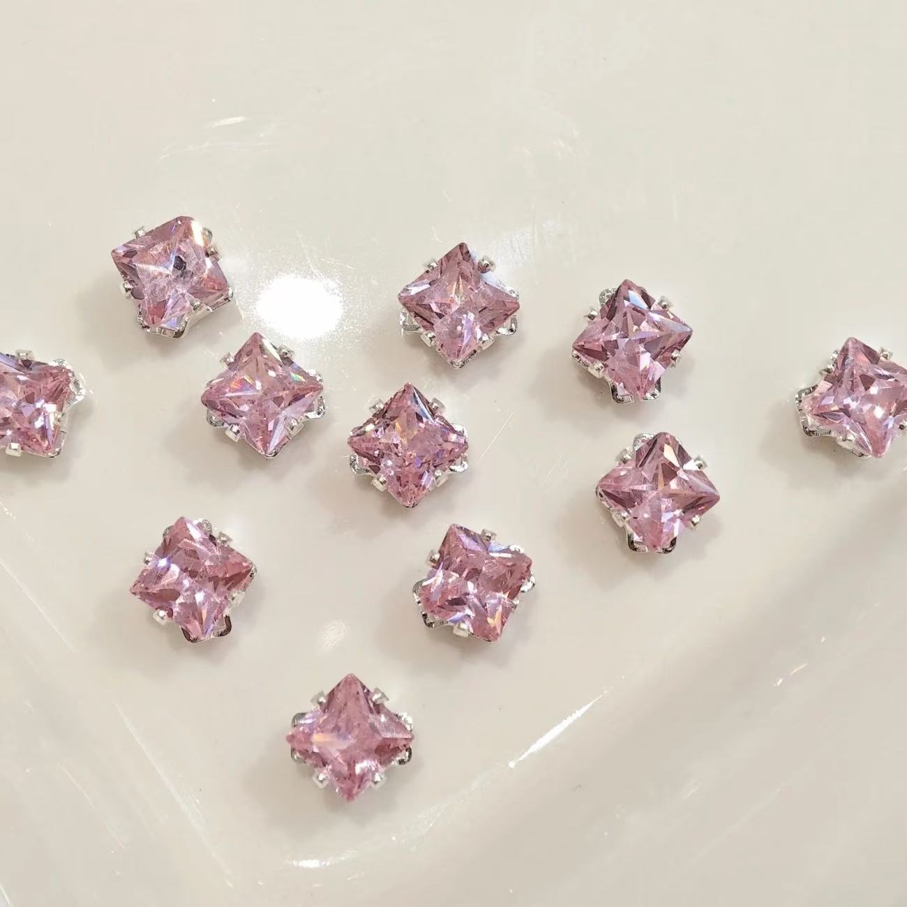 diamont spacer 5MM cube $1/10pc